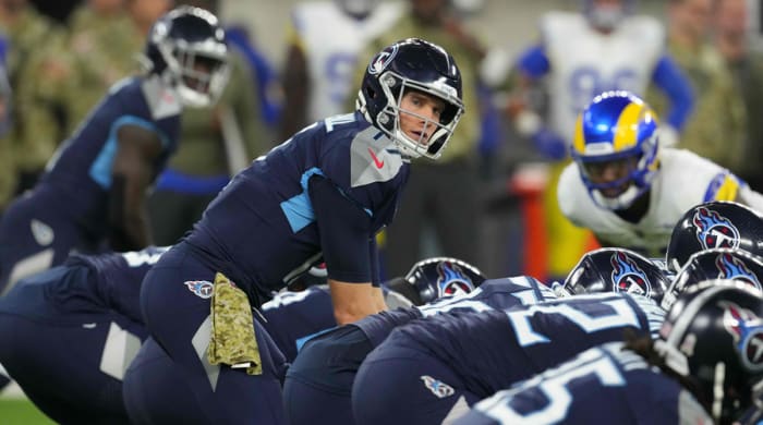 ryan-tannehill-tennessee-titans-improve